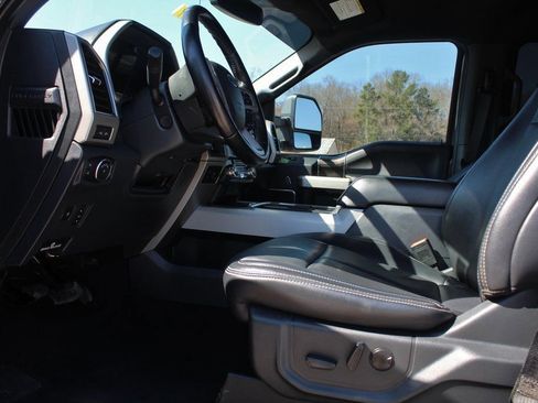 Used 2022 Ford F250 Lariat w/ Lariat Ultimate Package image 30