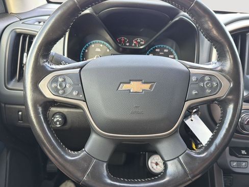 Used 2019 Chevrolet Colorado Z71 AWD/4WD image 15