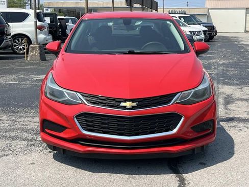 Used 2017 Chevrolet Cruze LT FWD image 8