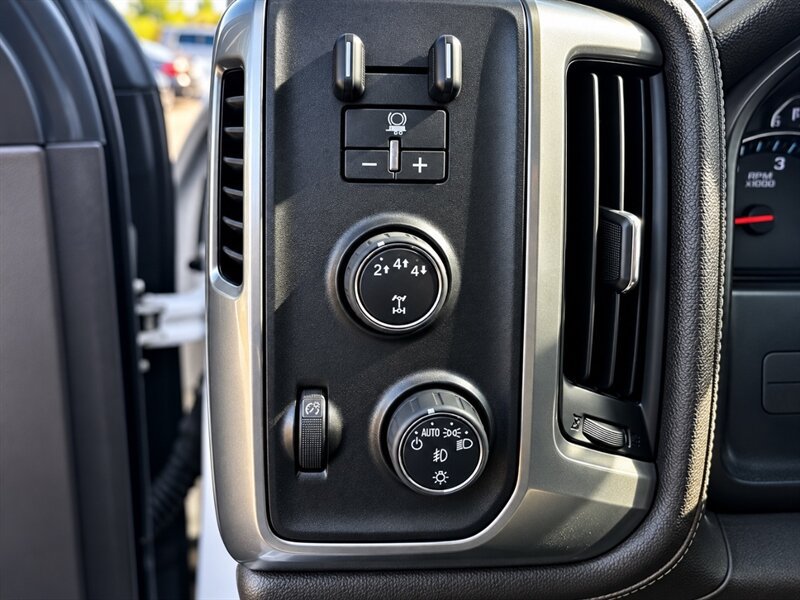Used 2017 Chevrolet Silverado 2500 LTZ w/ Duramax Plus Package AWD/4WD image 11