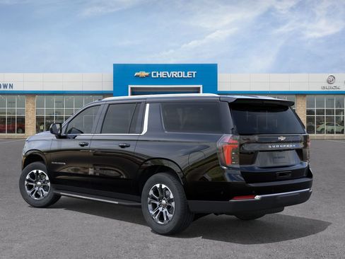 New 2026 Chevrolet Suburban LS AWD/4WD image 3