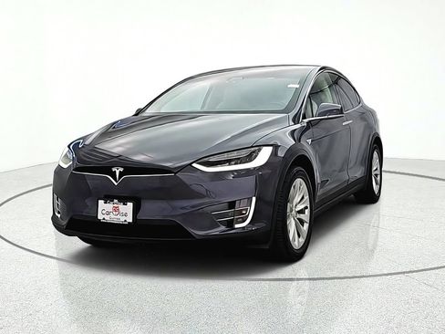 Used 2018 Tesla Model X 75D AWD/4WD image 2