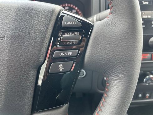 Certified 2025 Nissan Frontier PRO-4X w/ Pro Premium Package image 9