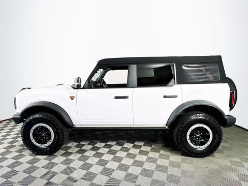 Used 2024 Ford Bronco Badlands AWD/4WD image 4