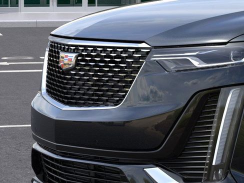 New 2025 Cadillac XT6 Luxury image 13