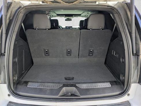 Used 2023 Chevrolet Tahoe Z71 w/ Luxury Package image 6