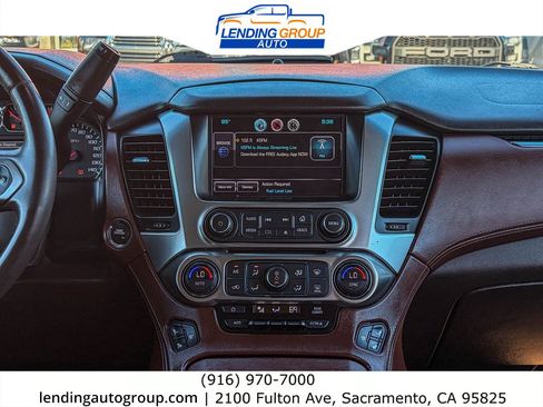 Used 2015 Chevrolet Suburban LTZ AWD/4WD image 12
