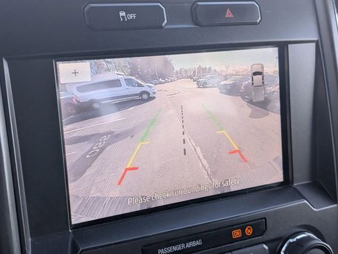 Used 2022 Ford F250 XLT w/ XLT Premium Package image 17