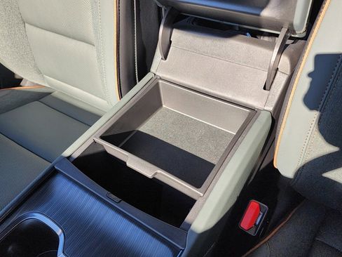 New 2026 GMC Acadia AT4 w/ Super Cruise Package image 35