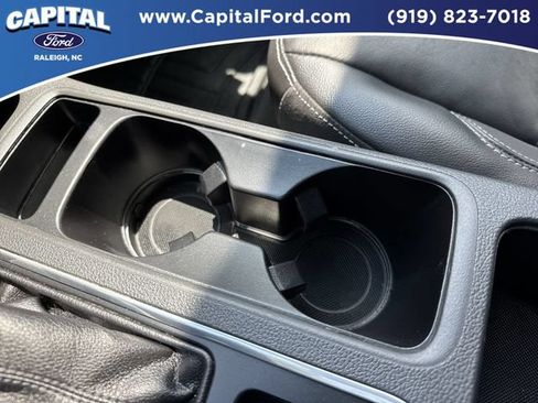 Used 2018 Ford Escape Titanium w/ Ford Safe & Smart Package FWD image 32