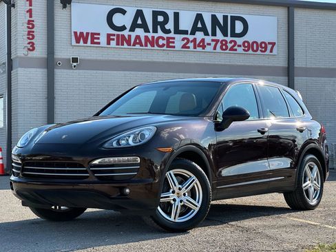 Used 2014 Porsche Cayenne Platinum Edition image 1