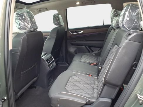 New 2026 Volkswagen Atlas SEL Premium R-Line AWD/4WD image 10