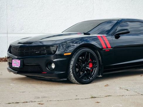 Used 2011 Chevrolet Camaro SS w/ Interior Accent Trim Package image 53