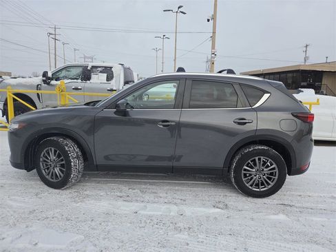 Used 2017 MAZDA CX-5 Touring w/ Preferred Equipment Package image 11