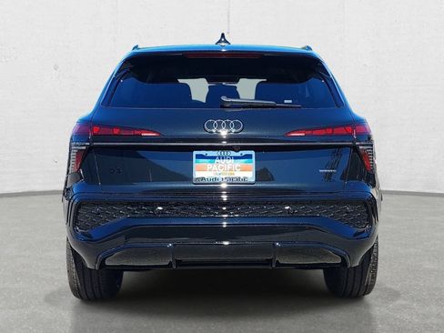 New 2026 Audi Q3 quattro 2.0T AWD/4WD image 6