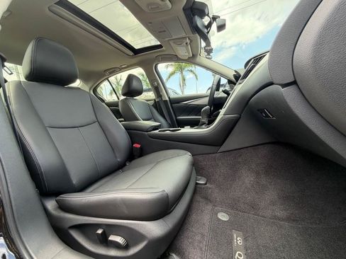 Used 2023 INFINITI Q50 Luxe AWD/4WD image 14