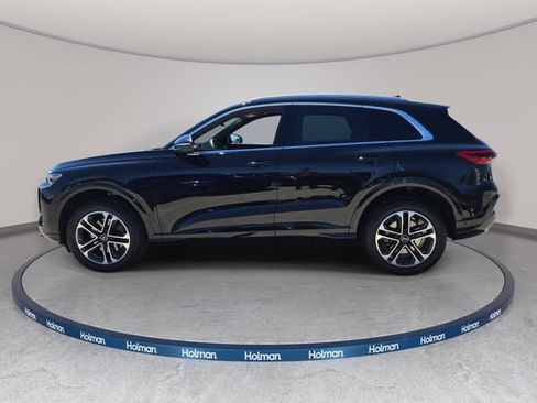 Used 2025 Audi Q5 Premium w/ Convenience Package AWD/4WD image 9