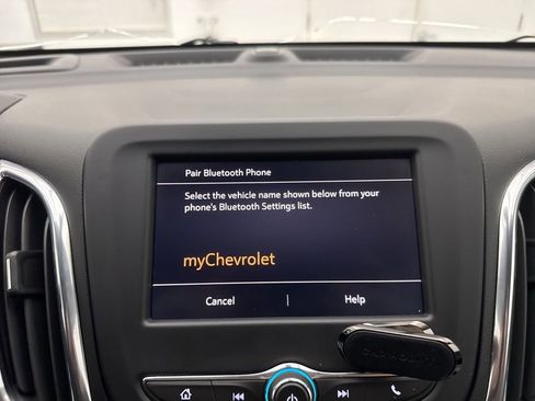 Used 2022 Chevrolet Equinox LT w/ Driver Convenience Package image 26