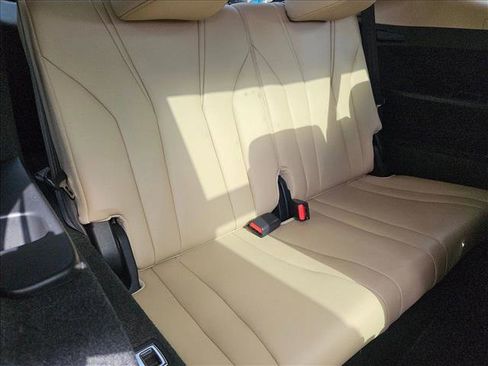 Used 2022 Acura MDX SH-AWD w/ Technology Package image 22