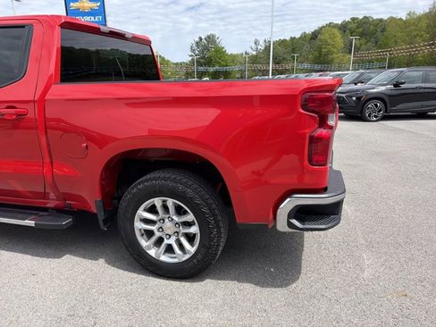 Used 2025 Chevrolet Silverado 1500 LT w/ Z71 Off-Road Package AWD/4WD image 7