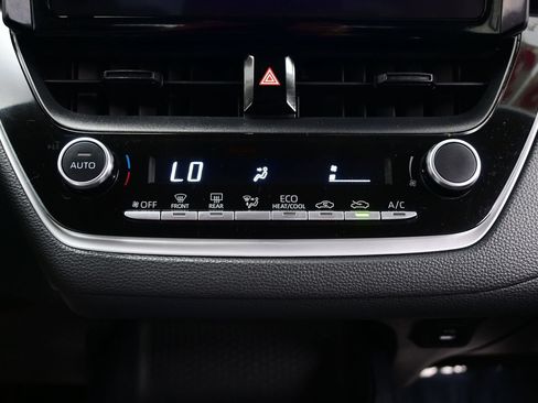 Used 2023 Toyota Corolla LE FWD image 19