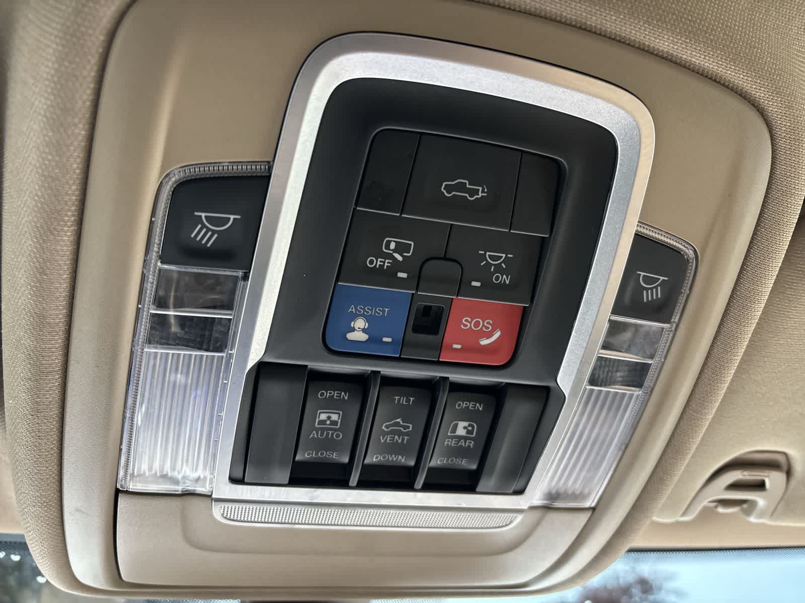 Used 2019 RAM 3500 Limited AWD/4WD image 29