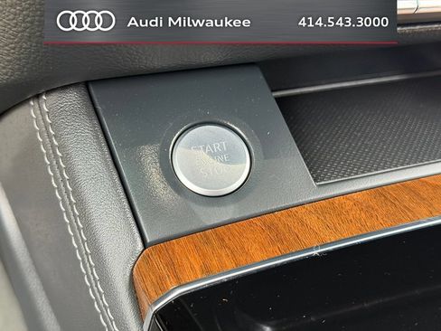 Used 2024 Audi Q5 e Premium Plus w/ Premium Plus Package AWD/4WD image 33