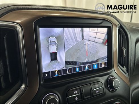 Used 2022 Chevrolet Silverado 2500 High Country image 13