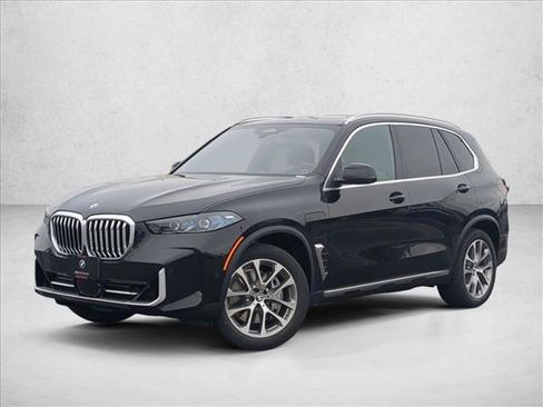 New 2026 BMW X5 xDrive50e w/ Climate Comfort Package image 1