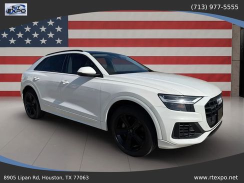 Used 2019 Audi Q8 Premium w/ Convenience Package AWD/4WD image 2