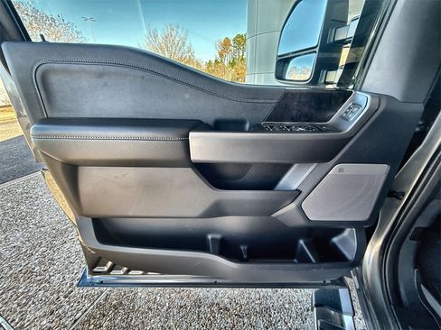 Used 2025 Ford F250 Lariat image 20