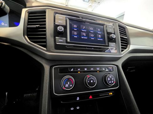 Used 2023 Volkswagen Atlas SE AWD/4WD image 37