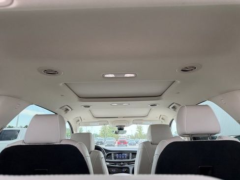 Used 2023 Buick Enclave Avenir w/ Avenir Technology Package AWD/4WD image 20