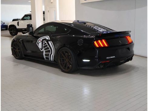 Used 2017 Ford Mustang Shelby GT350 w/ Electronics Package RWD image 4