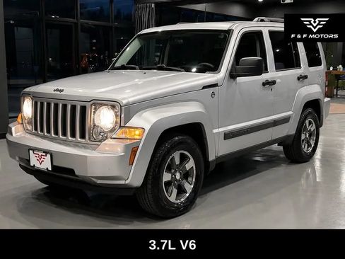 Used 2008 Jeep Liberty Sport w/ Popular Equipment Group AWD/4WD image 2