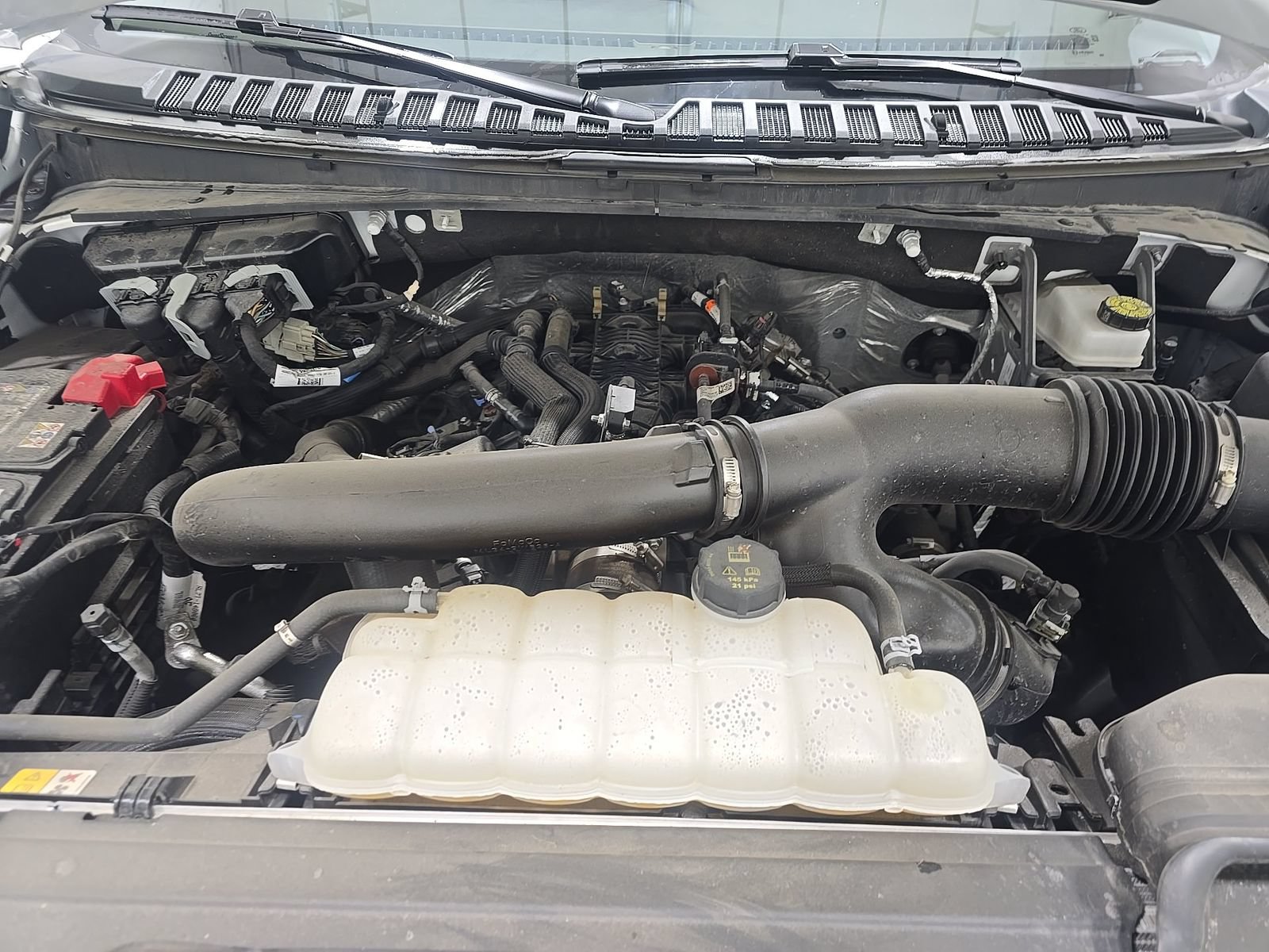 Used 2025 Ford Expedition Tremor AWD/4WD image 12
