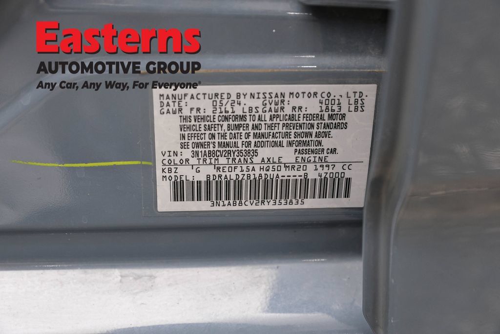 Used 2024 Nissan Sentra SV FWD image 36