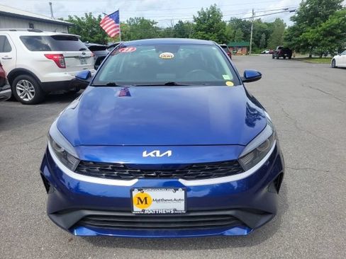 Certified 2023 Kia Forte LXS w/ LXS Technology Package FWD image 8