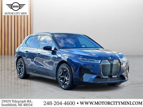 Used 2025 BMW iX M60 image 1