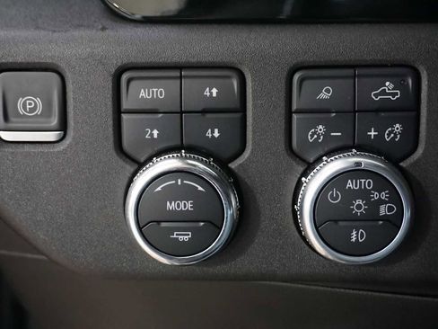 Used 2022 GMC Sierra 1500 SLT image 27