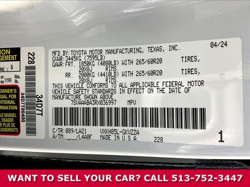 Used 2024 Toyota Sequoia Platinum AWD/4WD image 15