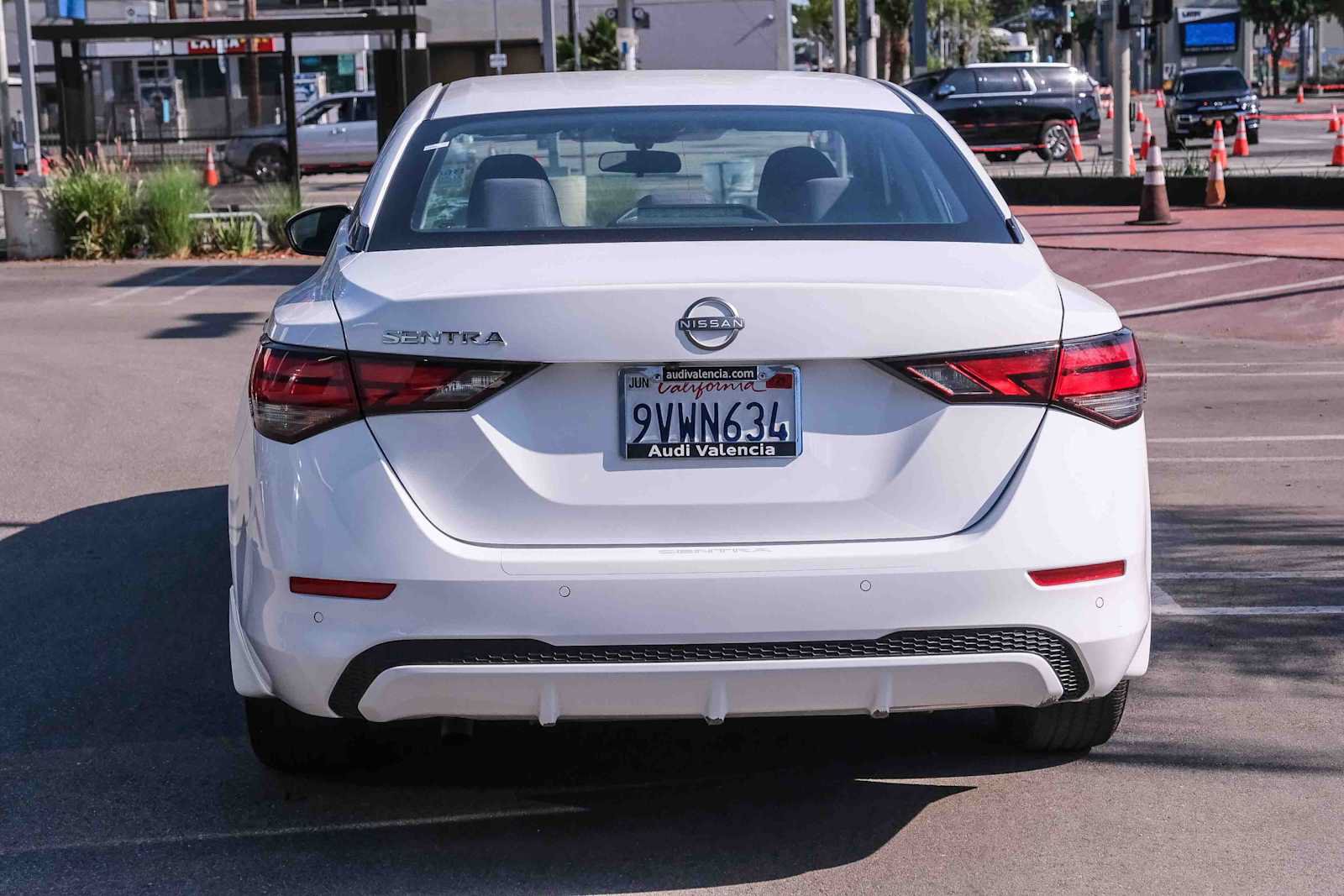 Used 2024 Nissan Sentra S FWD image 5