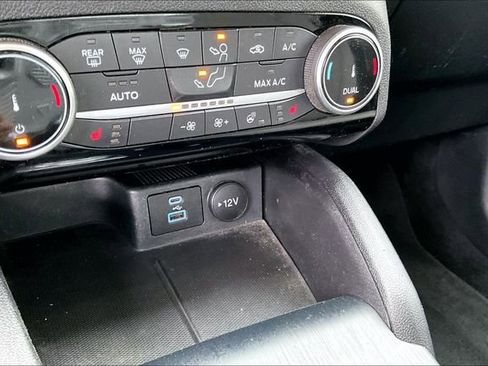 Used 2022 Ford Escape SE w/ Convenience Package image 15