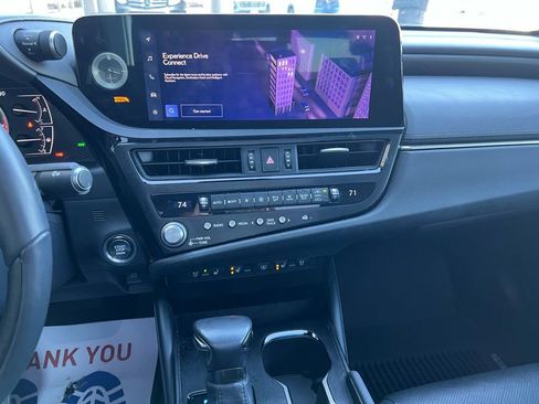 Used 2024 Lexus ES 350 Luxury w/ Accessory Package (Z2) image 15