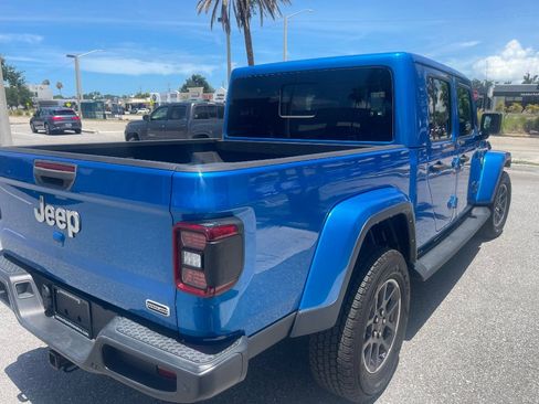 Used 2022 Jeep Gladiator Overland w/ Popular Equipment Package AWD/4WD image 22