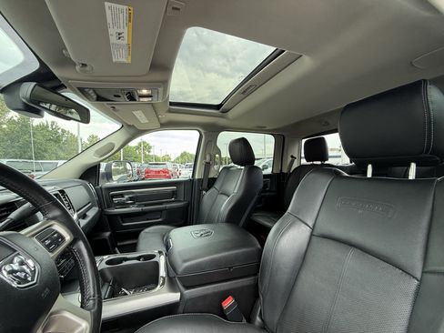 Used 2018 RAM 2500 Laramie w/ Sport Appearance Group AWD/4WD image 27