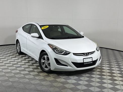 Used 2015 Hyundai Elantra SE FWD image 2