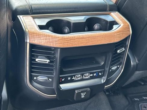 Used 2020 RAM 1500 Limited AWD/4WD image 28