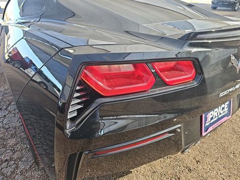 Used 2018 Chevrolet Corvette Stingray Coupe w/ 2LT Preferred Equipment Group image 11