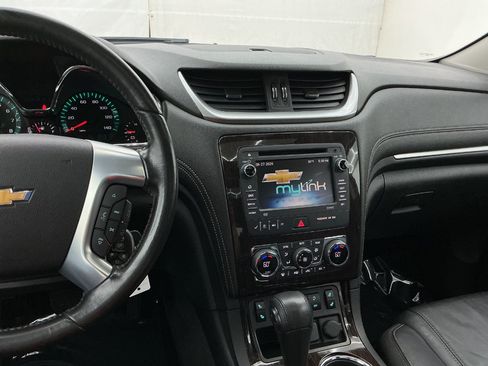 Used 2015 Chevrolet Traverse LT FWD image 35